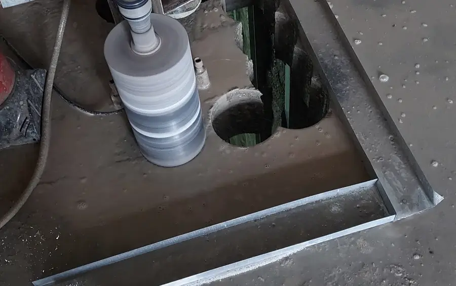 Hilti DD 350-CA · Ø 132 · перекрытие 220 мм · 24 шт.